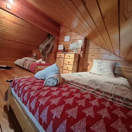Les Brimbelles Le Chamois Appartement *